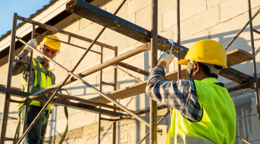 Expert new roof installation services in Cloverdale, IN